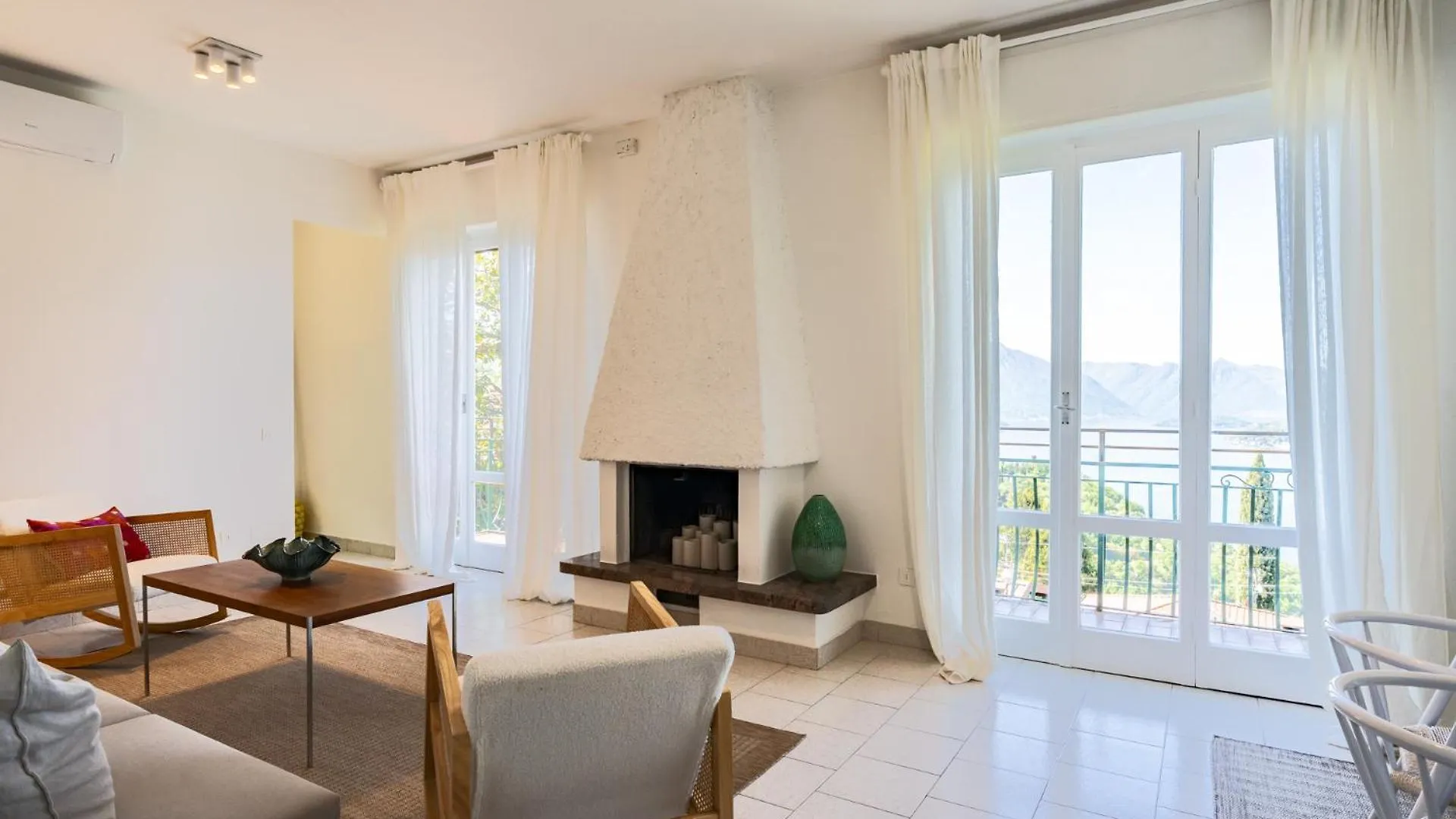 Casa Di Lou - Panoramic Villa In Perledo