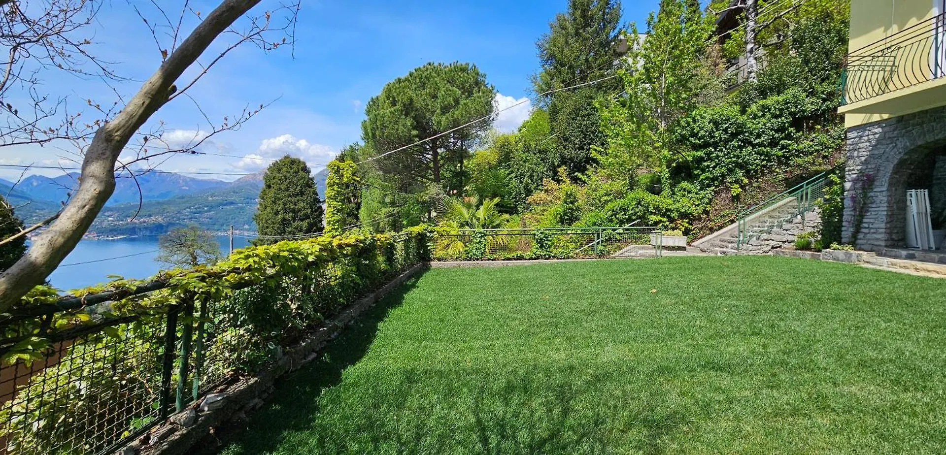 Casa Di Lou - Panoramic Villa In Perledo 0*,
